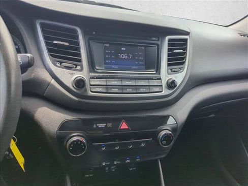 Used 2017 Hyundai Tucson SE w/ SE Popular Package 02 FWD image 14