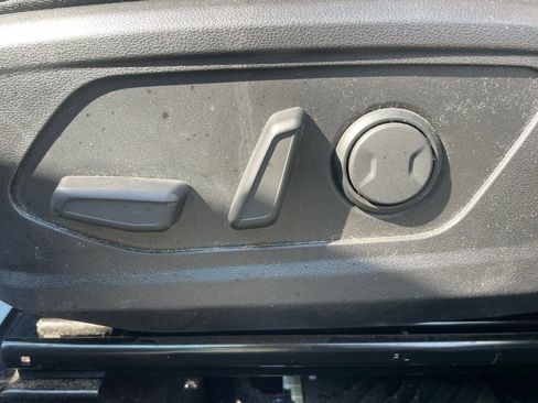 Used 2024 Hyundai Santa Cruz Limited image 28