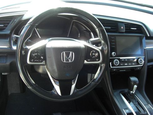 Used 2019 Honda Civic EX image 10