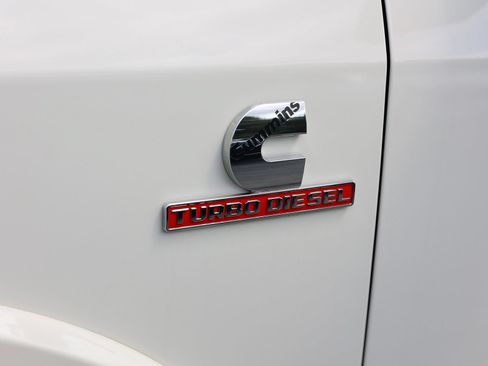Used 2022 RAM 2500 Laramie AWD/4WD image 11
