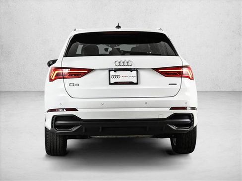 Used 2024 Audi Q3 2.0T Premium Plus w/ Premium Plus Package AWD/4WD image 7