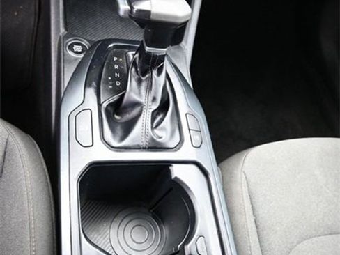 Used 2025 Kia K4 LXS image 19