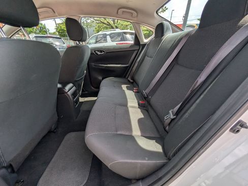 Used 2019 Nissan Sentra S FWD image 17