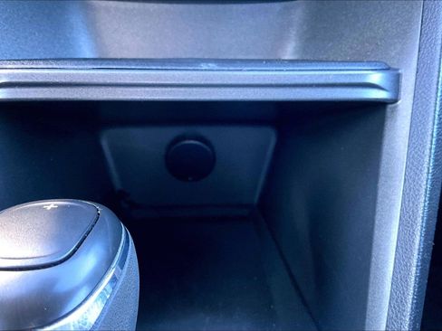 Used 2017 Chevrolet Equinox LS image 21