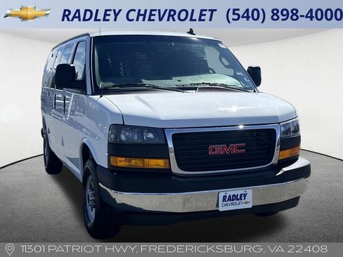 Used 2023 GMC Savana 2500 w/ Driver Convenience Package RWD image 16