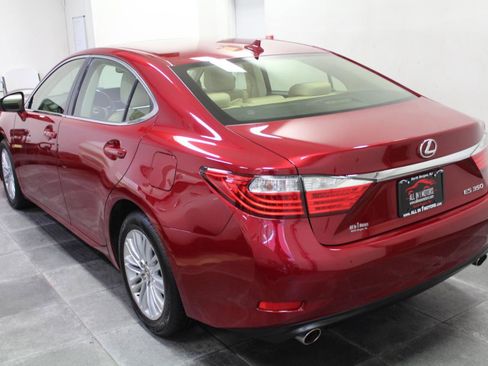 Used 2013 Lexus ES 350 w/ Luxury Pkg image 4
