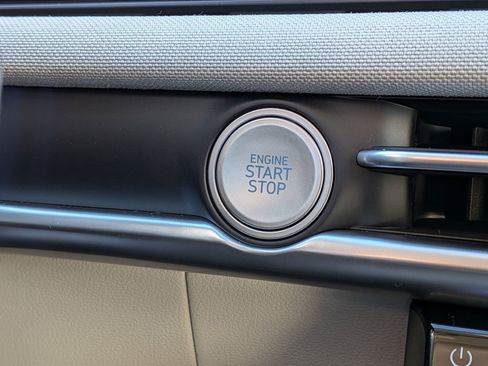 New 2026 Hyundai Tucson Limited w/ Tow & Go Package image 13