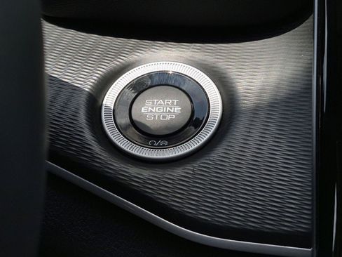 Used 2024 Jeep Grand Cherokee L Laredo w/ Luxury Tech Group I AWD/4WD image 33
