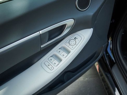 New 2026 Hyundai Sonata SEL AWD/4WD image 17