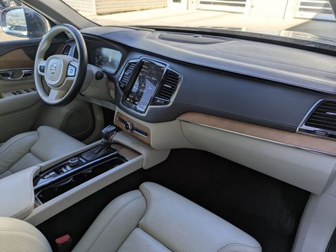 Used 2020 Volvo XC90 T6 Inscription w/ Protection Package Premier AWD/4WD image 27