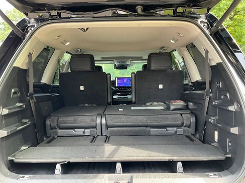 Used 2023 Toyota Sequoia TRD Pro AWD/4WD image 9