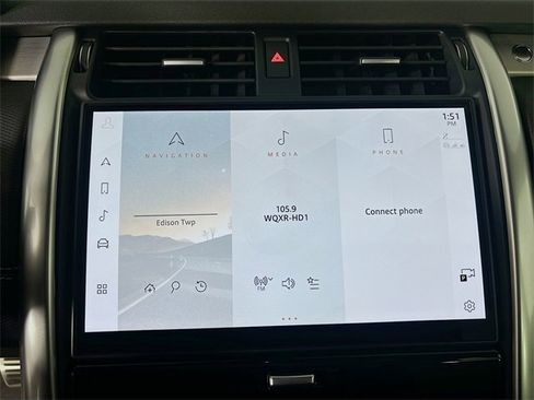 New 2026 Land Rover Discovery Limited Edition image 16