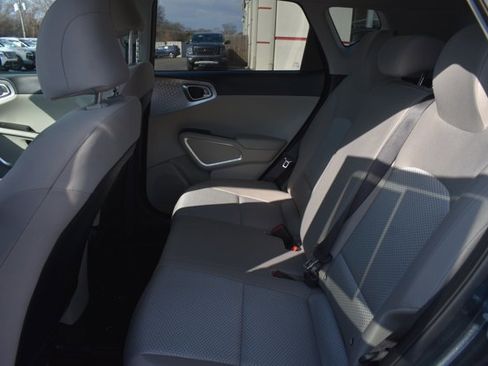 Used 2024 Kia Soul LX w/ Option Group 015 image 14