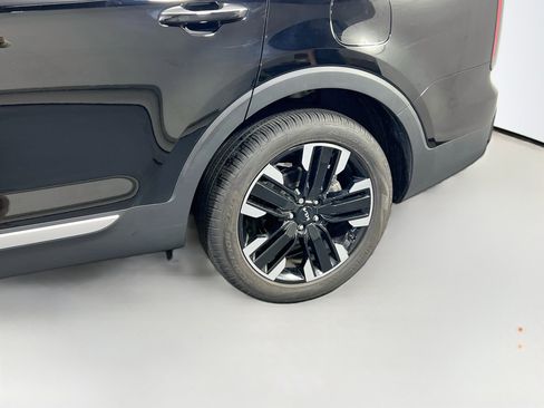 Used 2024 Kia Telluride SX FWD image 32