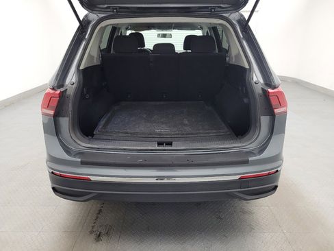 Used 2022 Volkswagen Tiguan S image 29
