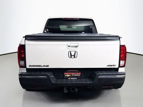 Used 2017 Honda Ridgeline RTS image 7