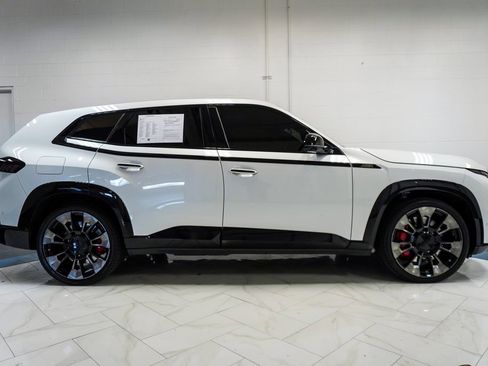 Used 2023 BMW XM w/ M Driver's Package image 38