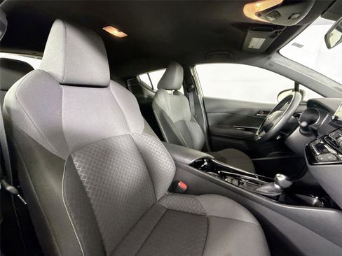 Certified 2022 Toyota C-HR Nightshade image 38