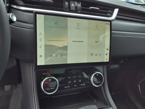 New 2026 Jaguar F-PACE R-Dynamic S image 18