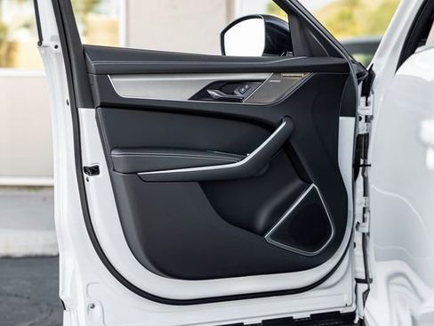 New 2026 Jaguar F-PACE R-Dynamic S image 12