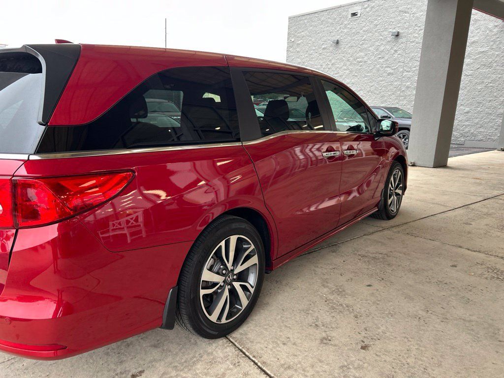 Used 2024 Honda Odyssey Touring image 5