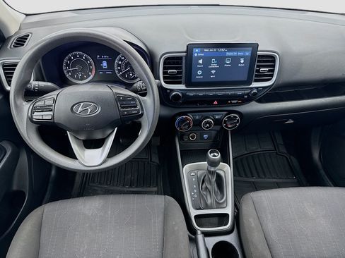 Used 2021 Hyundai Venue SE FWD image 14