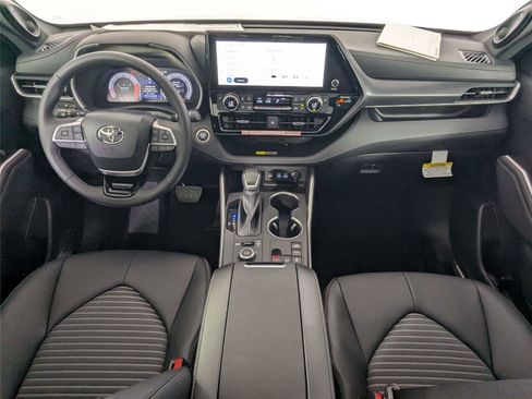 New 2026 Toyota Highlander XSE AWD/4WD image 27