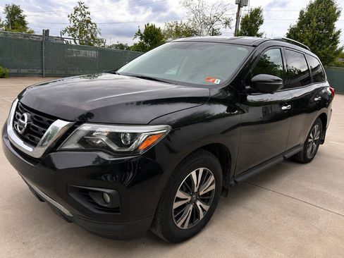 Used 2017 Nissan Pathfinder SL w/ Cargo Package AWD/4WD image 1