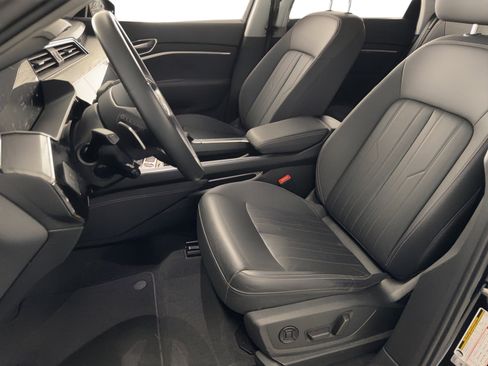 Used 2021 Audi e-tron Premium w/ Black Optic Package image 5