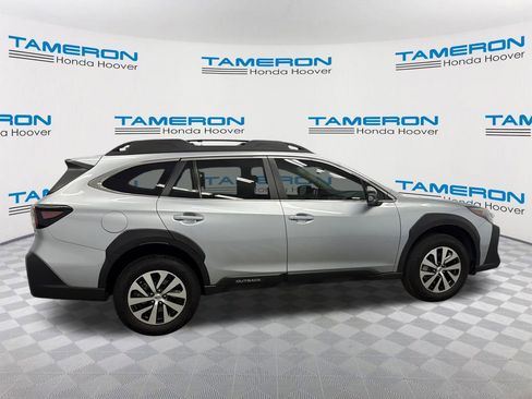 Used 2025 Subaru Outback Premium w/ Popular Package #1A AWD/4WD image 6