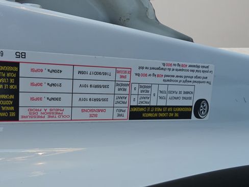 Used 2024 Nissan Rogue Platinum w/ Platinum Premium Package AWD/4WD image 52