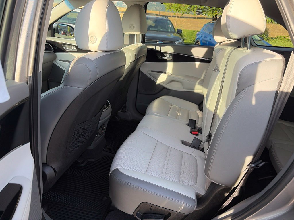 Used 2019 Kia Sorento SX AWD/4WD image 22