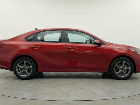 Used 2025 Kia K4 LXS image 11