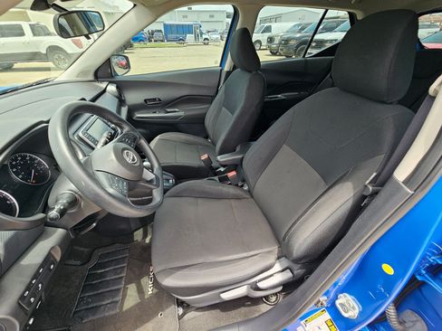Used 2024 Nissan Kicks S FWD image 16