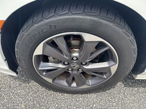Used 2022 Honda Odyssey Elite image 11