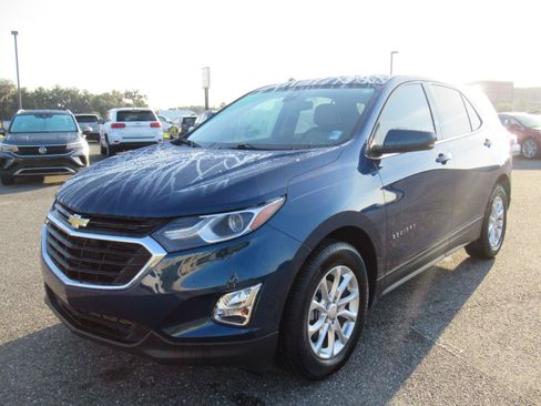 Used 2020 Chevrolet Equinox LT FWD image 3
