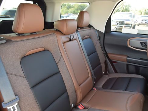 New 2026 Ford Bronco Sport Outer Banks w/ Outer Banks Tech Package+ AWD/4WD image 21