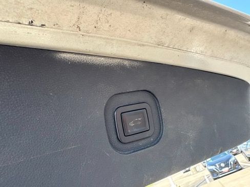 Used 2016 Chevrolet Equinox LT FWD image 16