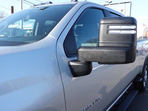 Used 2022 Chevrolet Silverado 2500 W/T w/ WT Convenience Package image 7