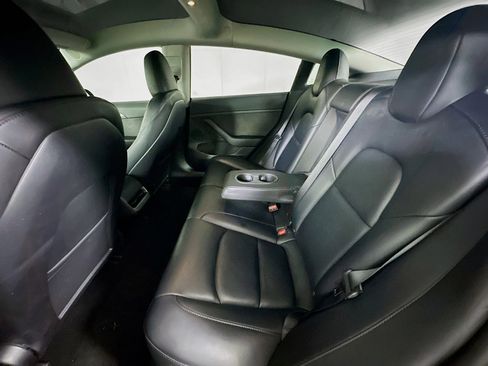 Used 2023 Tesla Model 3 Standard Range image 27