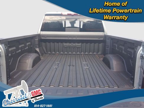 New 2025 GMC Sierra 2500 SLE w/ SLE Value Package; image 8