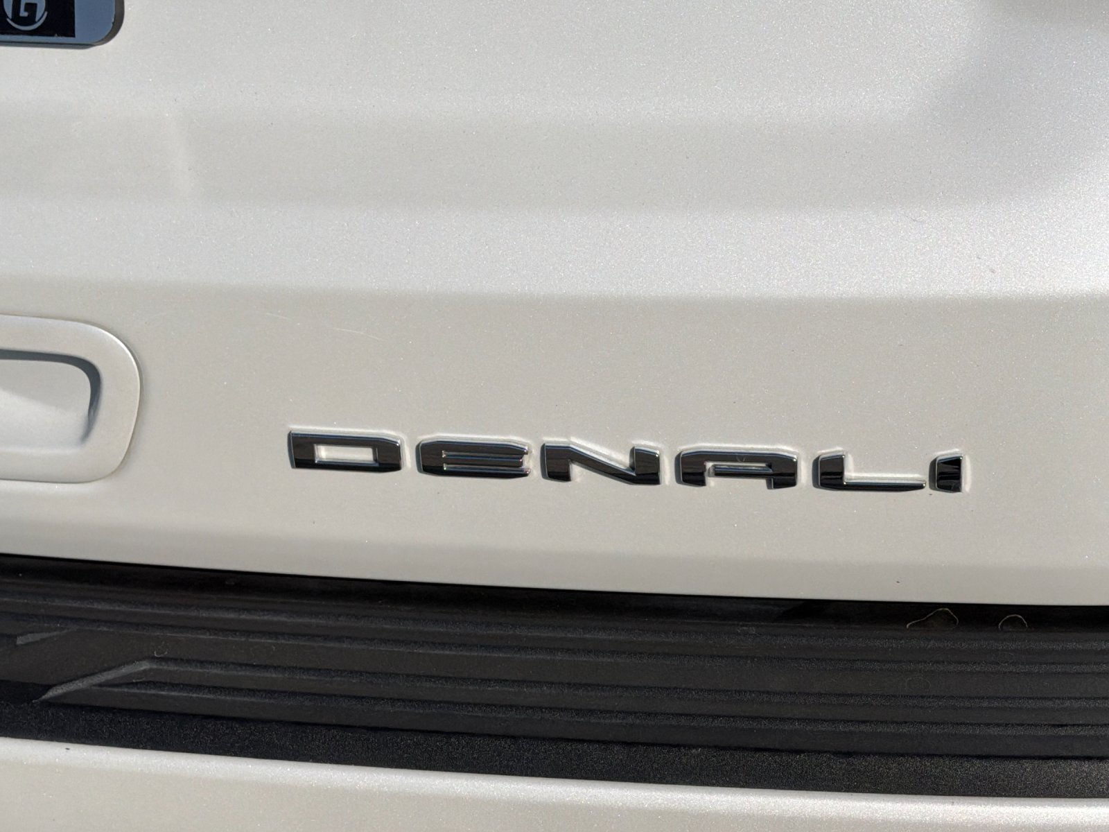 Used 2023 GMC Yukon XL Denali Ultimate AWD/4WD image 40