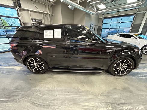 Used 2020 Land Rover Range Rover Sport HSE image 30