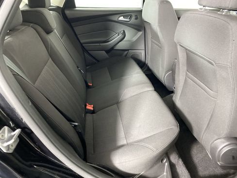 Used 2017 Ford Focus SEL w/ Cold Weather Package image 26