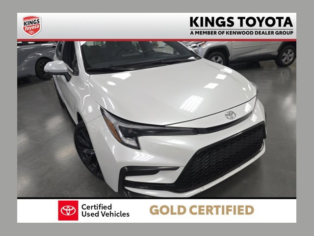 Certified 2025 Toyota Corolla SE FWD image 1
