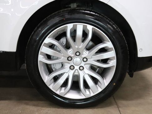 Used 2019 Land Rover Range Rover Sport HSE image 39