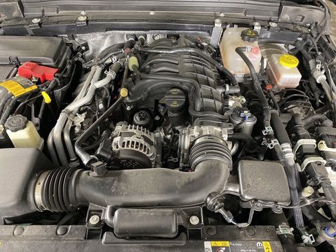 Used 2024 Jeep Wrangler Unlimited Rubicon w/ Safety Group image 25