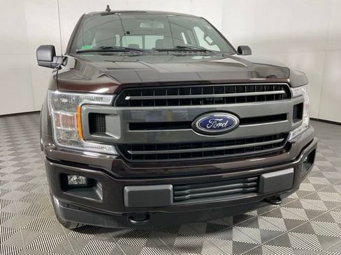 Used 2018 Ford F150 XLT w/ Equipment Group 302A Luxury image 9