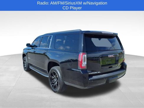 Used 2018 GMC Yukon XL SLT image 6