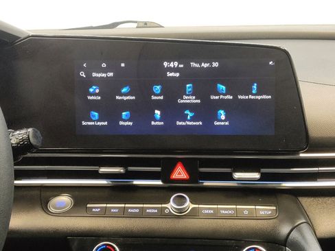 Used 2024 Hyundai Elantra SEL FWD image 25
